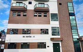 Apartamento em São Pedro Prédio novo 401